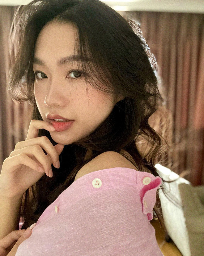 Top 10 Hoa hậu Việt Nam trả lời thế nào khi netizen xin quan điểm về chuyện "ăn cơm trước kẻng"? - Ảnh 1.